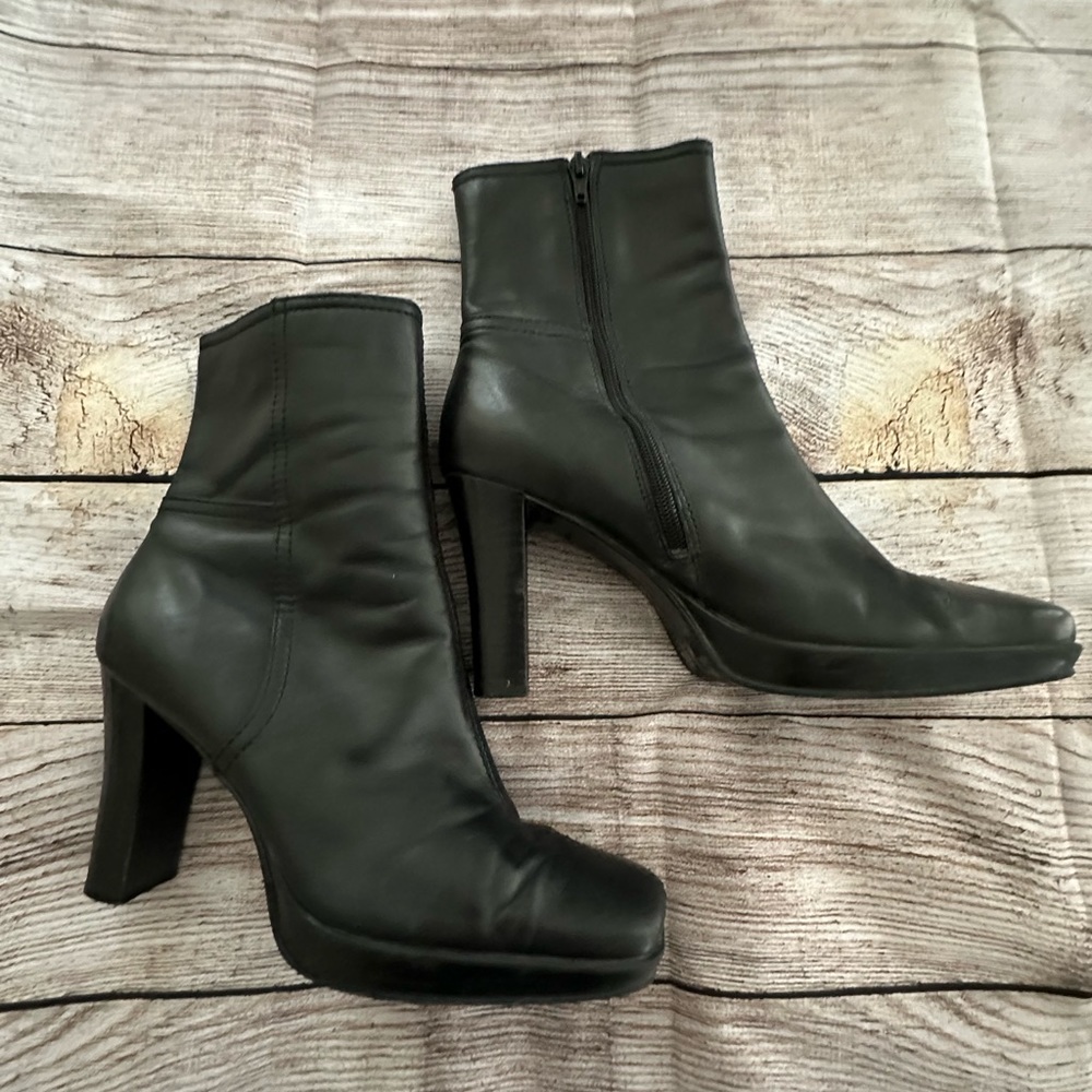 Leather boots
